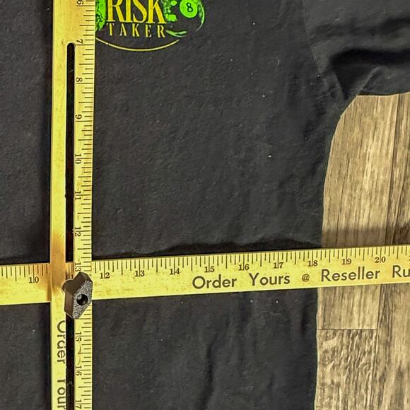 Fashion Nova Men “Play Your Luck / Risk Taker” Skull 8-Ball Graphic Tee – Black - Picture 7 of 7